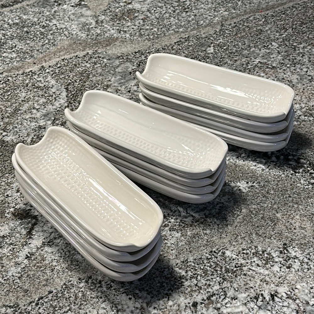 Set/4 Pfaltzgraff Heritage White corn cob holders